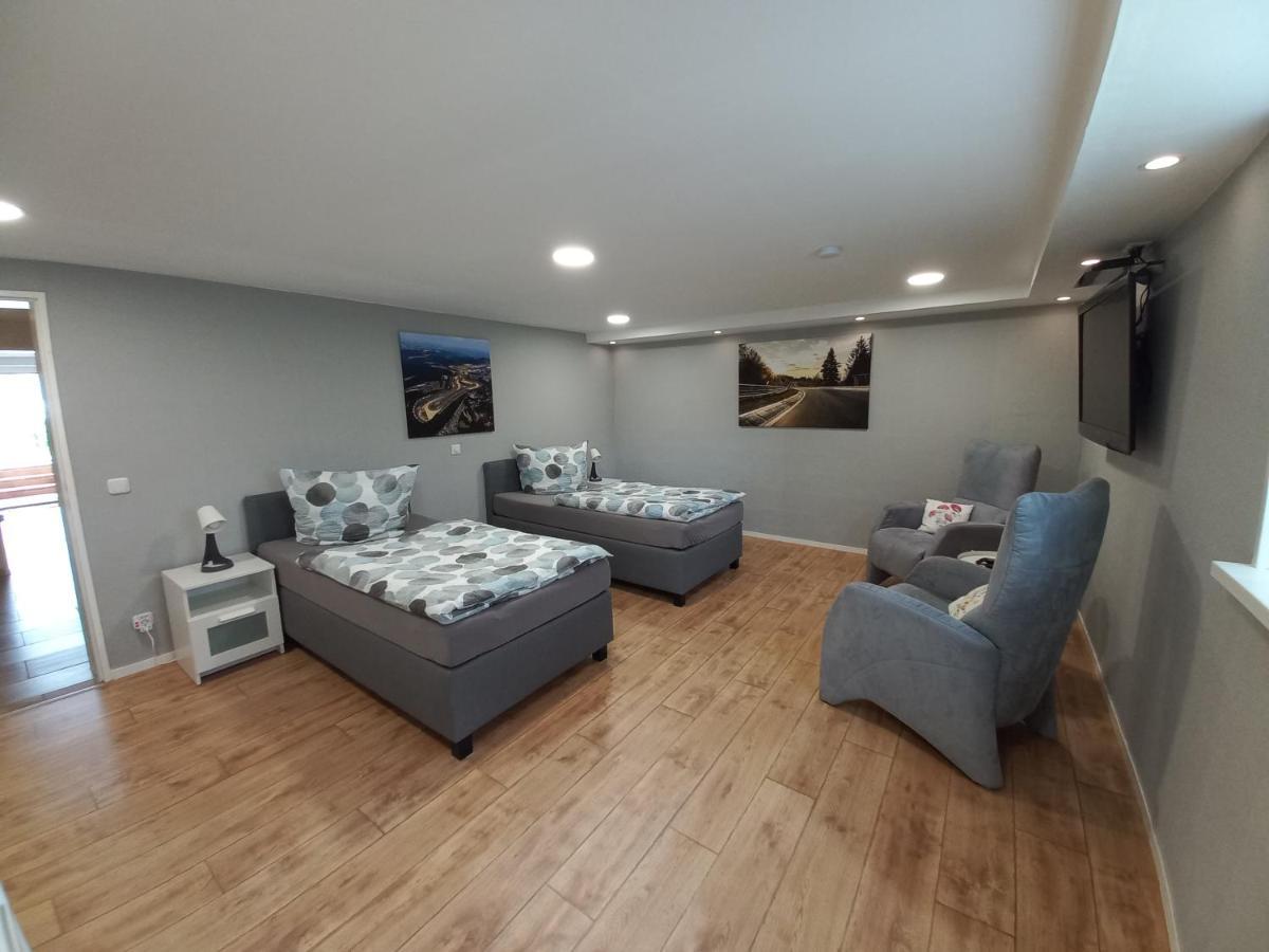 Ferienwohnung Bela, Naehe Nuerburgring Luxem Екстер'єр фото